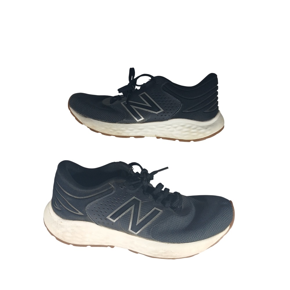 New Balance 520v7 Size 10 Black Running Shoes Athleisure Sporty Comfort Sneaker